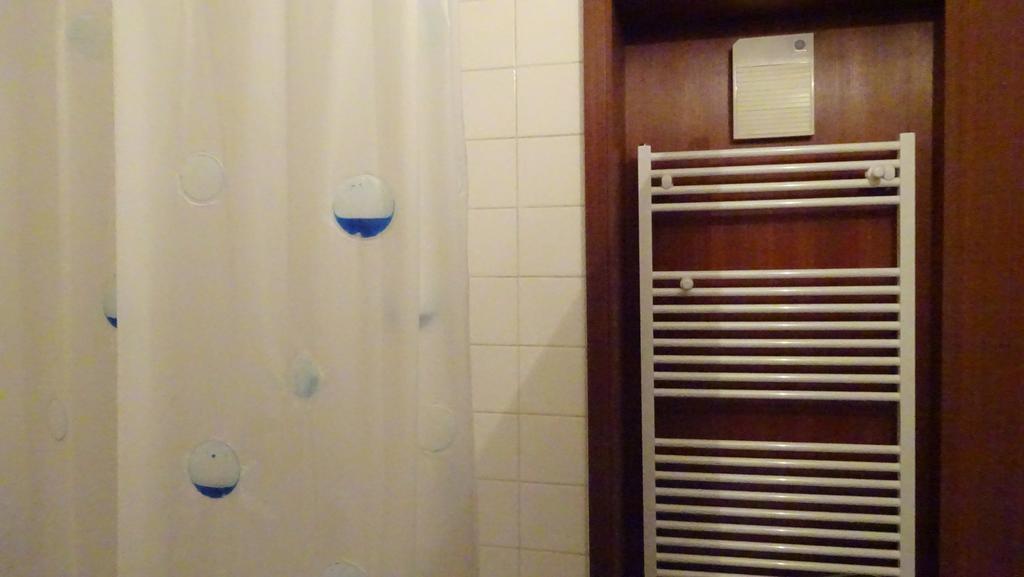 Guest Unterbach Apartment Dusseldorf