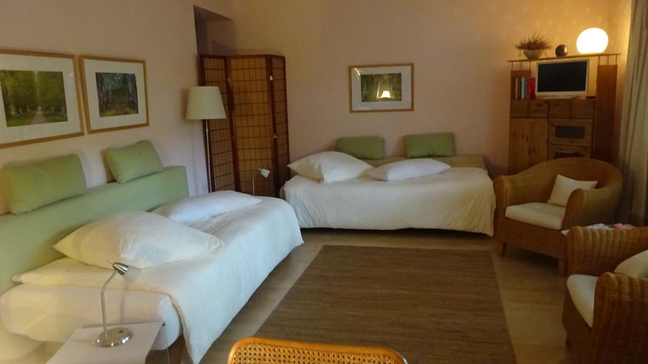 Guest Unterbach Apartment Dusseldorf